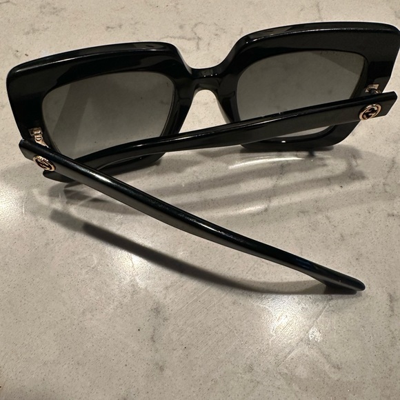 Oversized Black Gucci Sunglasses - Picture 2 of 3